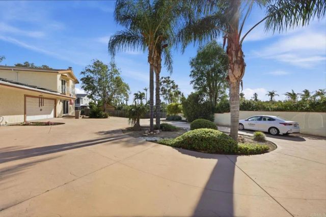 1940 Alta Vista Drive, Vista, CA 92084