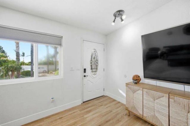 1940 Alta Vista Drive, Vista, CA 92084