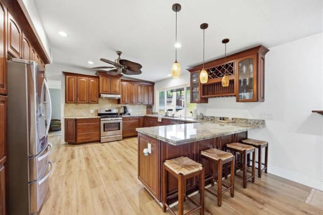 1940 Alta Vista Drive, Vista, CA 92084