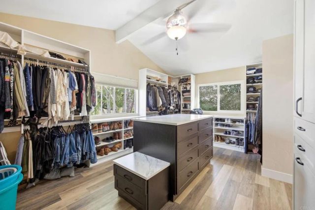 1940 Alta Vista Drive, Vista, CA 92084