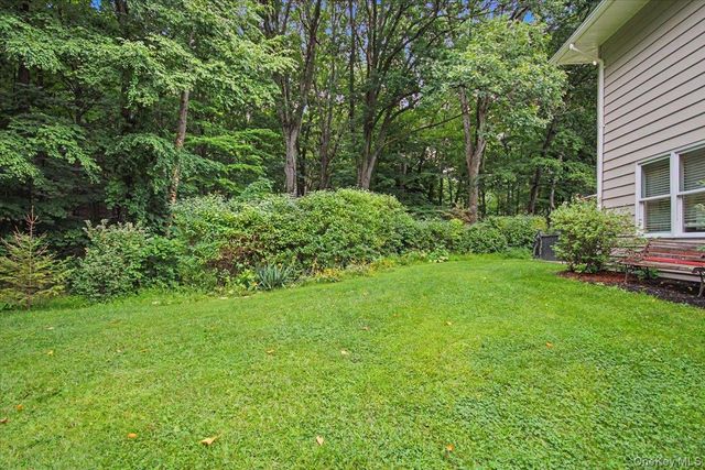 45 Hemlock Trail Court, Carmel, NY 10512