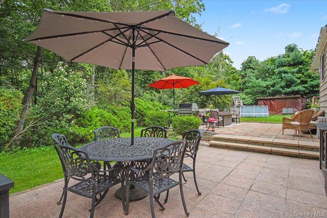 45 Hemlock Trail Court, Carmel, NY 10512