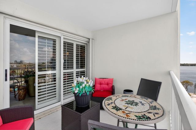 2600 N Flagler Drive 911, West Palm Beach, FL 33407