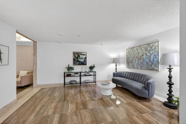 2600 N Flagler Drive 911, West Palm Beach, FL 33407