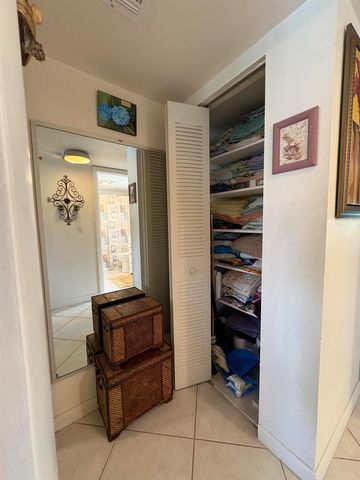 175 Bedford G, West Palm Beach, FL 33417
