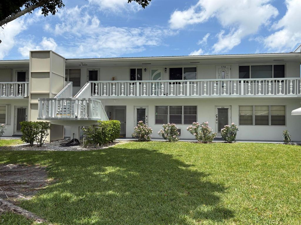 175 Bedford G, West Palm Beach, FL 33417