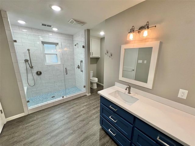 37 Ranch House Loop, Angleton, TX 77515