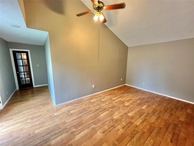 37 Ranch House Loop, Angleton, TX 77515
