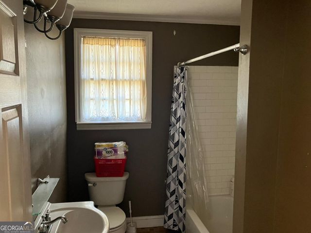 411 Edgewood Drive, Thomasville, GA 31792