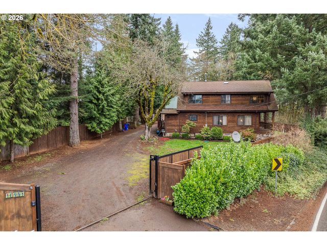 16441 S HENRICI Rd, Oregon City, OR 97045