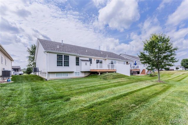 130 Chesapeake Trace, Wentzville, MO 63385
