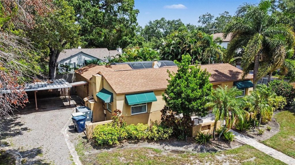 Image 18 of property listing at 3601 W EMPEDRADO STREET, Tampa, FL 33629