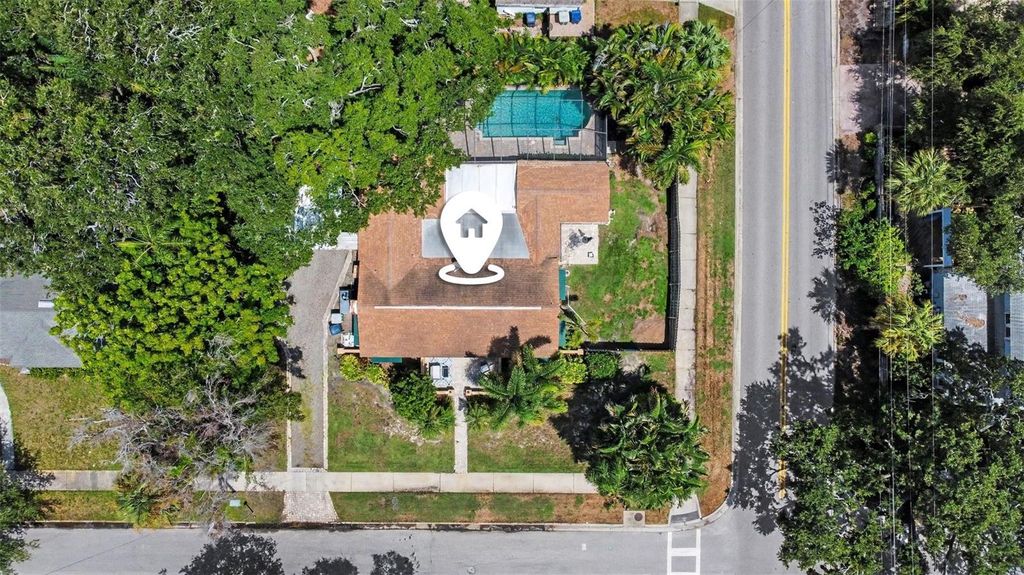 Image 20 of property listing at 3601 W EMPEDRADO STREET, Tampa, FL 33629
