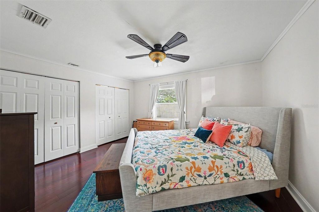 Image 10 of property listing at 3601 W EMPEDRADO STREET, Tampa, FL 33629