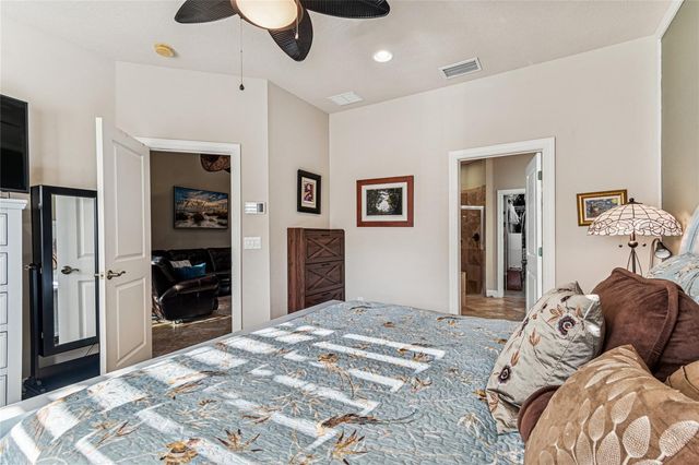 4975 ANNISTON CIRCLE, Tampa, FL 33647