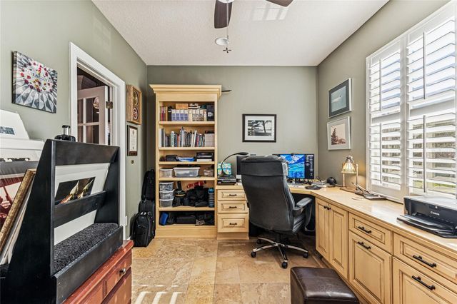 4975 ANNISTON CIRCLE, Tampa, FL 33647