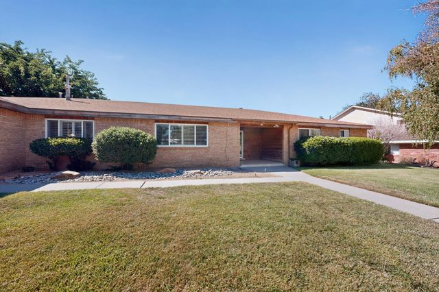 12412 Casa Grande Avenue NE, Albuquerque, NM 87112