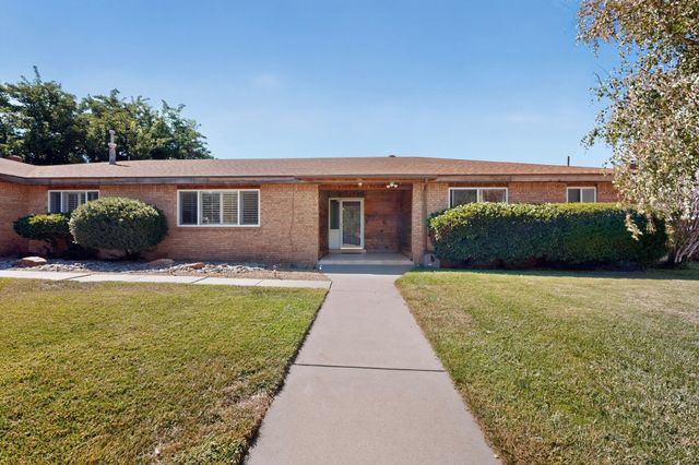 12412 Casa Grande Avenue NE, Albuquerque, NM 87112