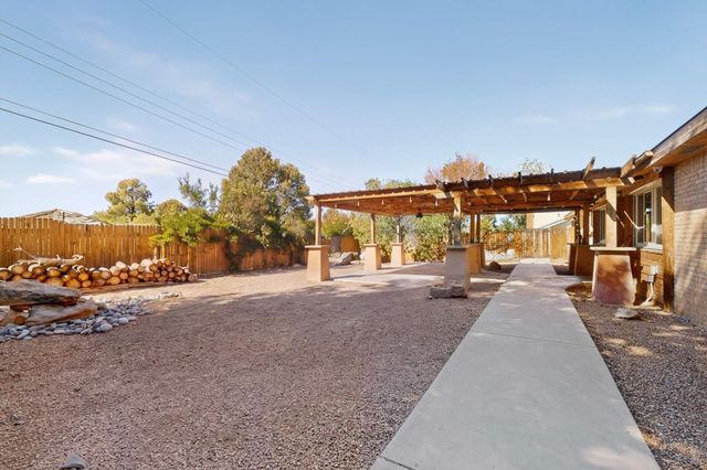 12412 Casa Grande Avenue NE, Albuquerque, NM 87112