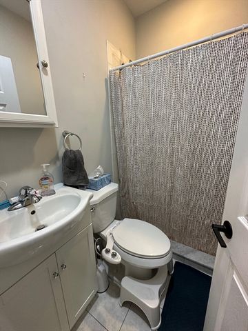 204 Endicott St 1, Boston, MA 02113