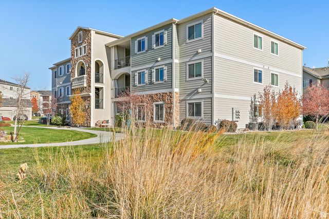 169 W RIDGE RD, Saratoga Springs, UT 84045