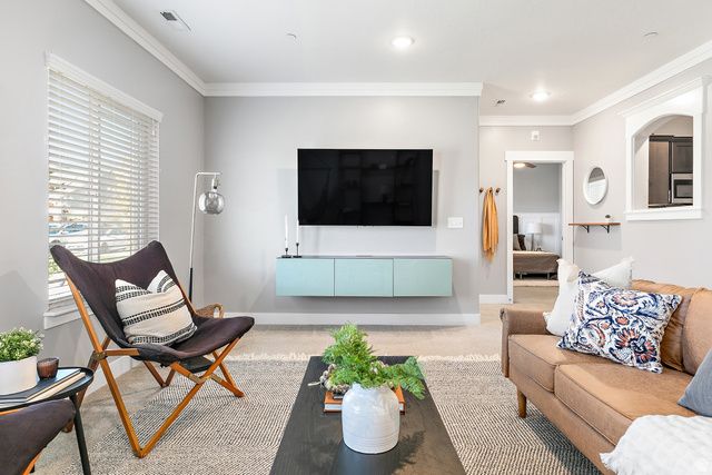 169 W RIDGE RD, Saratoga Springs, UT 84045