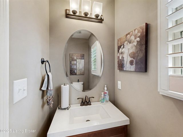 4918 Bridle Bend Way, Louisville, KY 40299