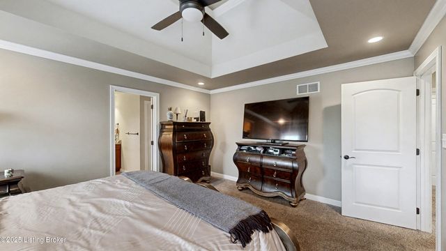 4918 Bridle Bend Way, Louisville, KY 40299