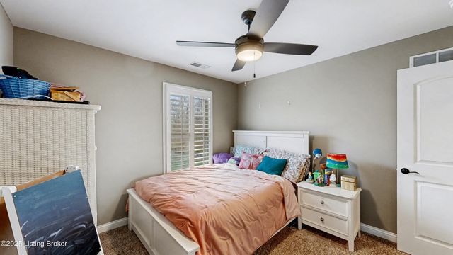 4918 Bridle Bend Way, Louisville, KY 40299