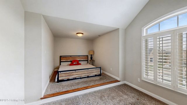 4918 Bridle Bend Way, Louisville, KY 40299