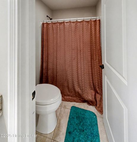 4918 Bridle Bend Way, Louisville, KY 40299