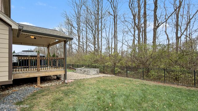 4918 Bridle Bend Way, Louisville, KY 40299