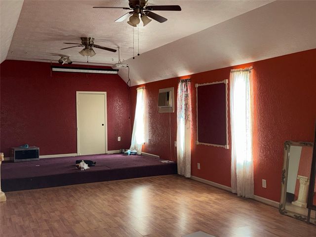 412 Waco Street, Conroe, TX 77301