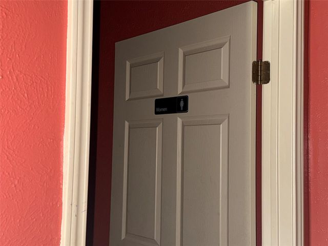 412 Waco Street, Conroe, TX 77301