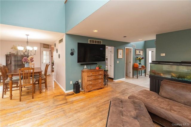 181 David Drive, Pleasant Valley, NY 12601