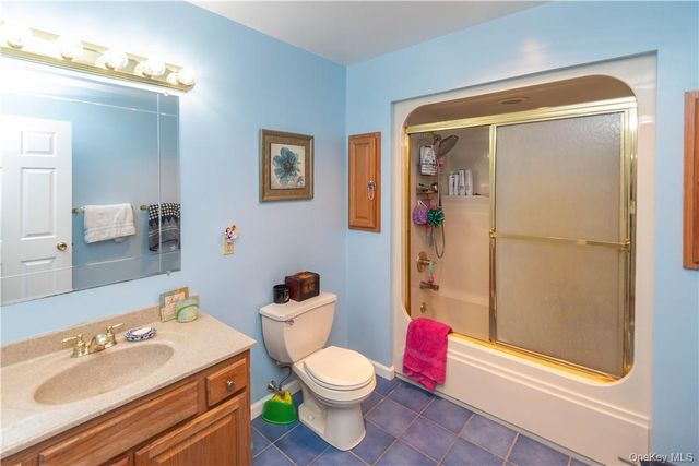 181 David Drive, Pleasant Valley, NY 12601
