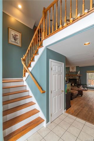 181 David Drive, Pleasant Valley, NY 12601