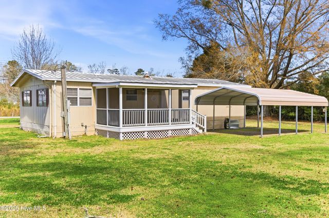 108 Gladiolus Road, Castle Hayne, NC 28429