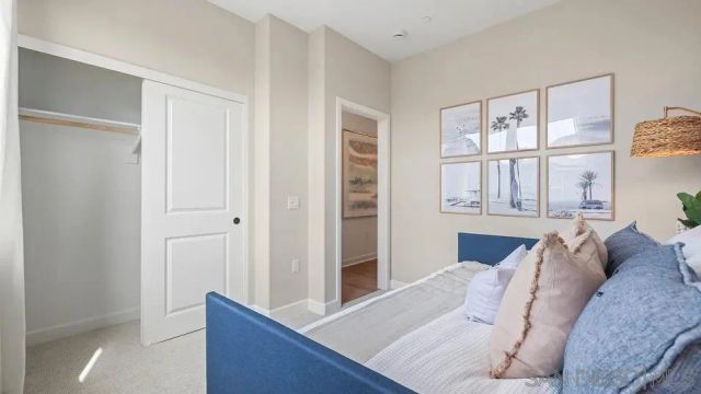 323 Honeysuckle, Oceanside, CA 92057