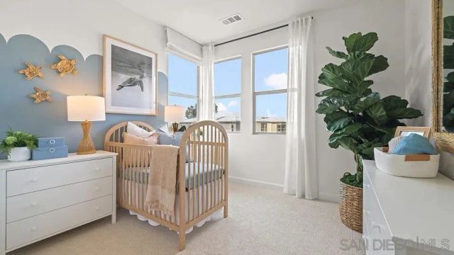 323 Honeysuckle, Oceanside, CA 92057