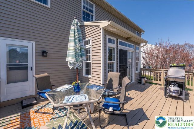2671 Thistle Road, Lower Macungie Twp, PA 18062