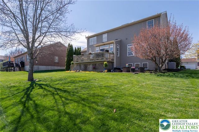 2671 Thistle Road, Lower Macungie Twp, PA 18062