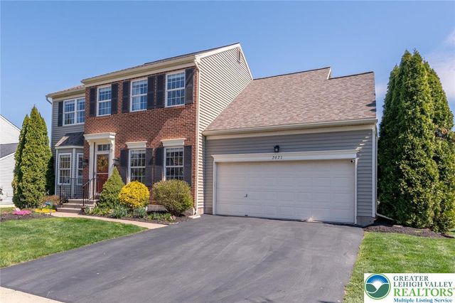 2671 Thistle Road, Lower Macungie Twp, PA 18062