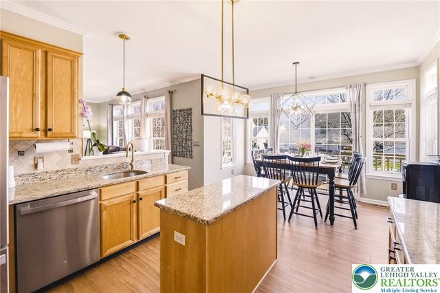 2671 Thistle Road, Lower Macungie Twp, PA 18062