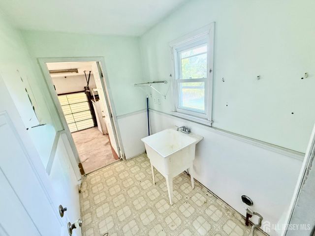 134 9th Street, Piscataway, NJ 08854
