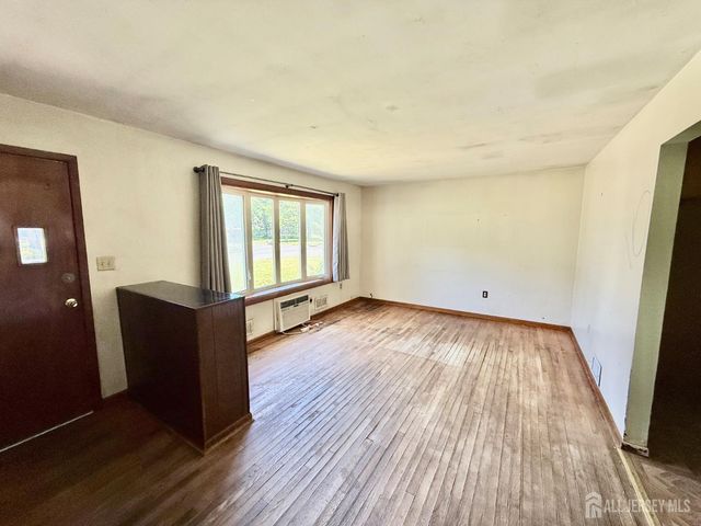 134 9th Street, Piscataway, NJ 08854