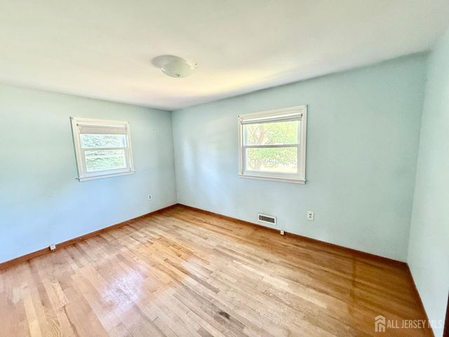 134 9th Street, Piscataway, NJ 08854