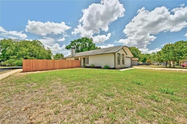 9601 Holly Springs DR, Austin, TX 78748