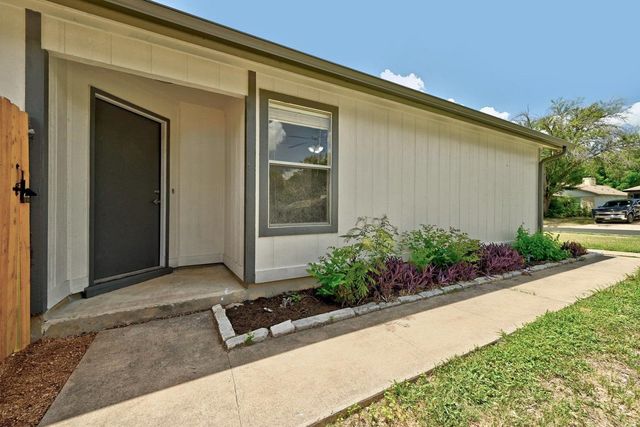 9601 Holly Springs DR, Austin, TX 78748