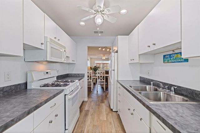 2960 59TH STREET S 210, Gulfport, FL 33707